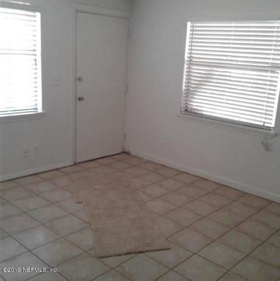 Building Photo - 5839 Sonora Dr W