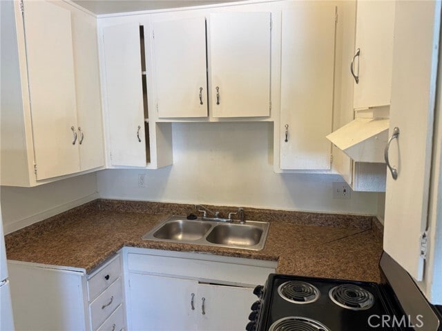 Building Photo - 13050 Dronfield Ave