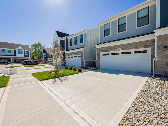 Building Photo - 41503 Breck