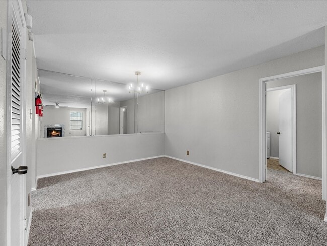 Building Photo - 9700 Leawood Blvd