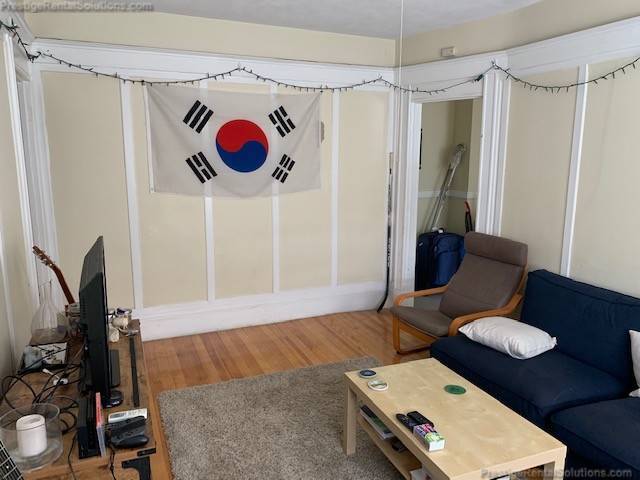 Building Photo - 230 South St