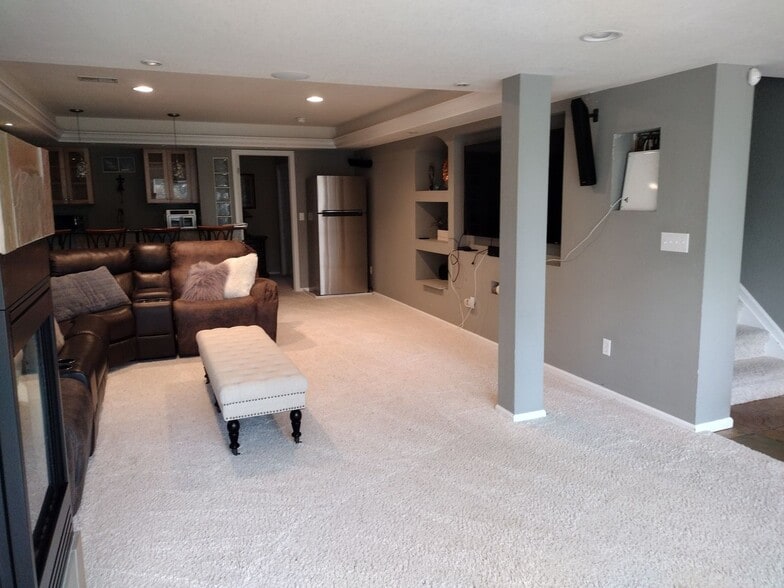 Building Photo - 2451 S Fundy Cir