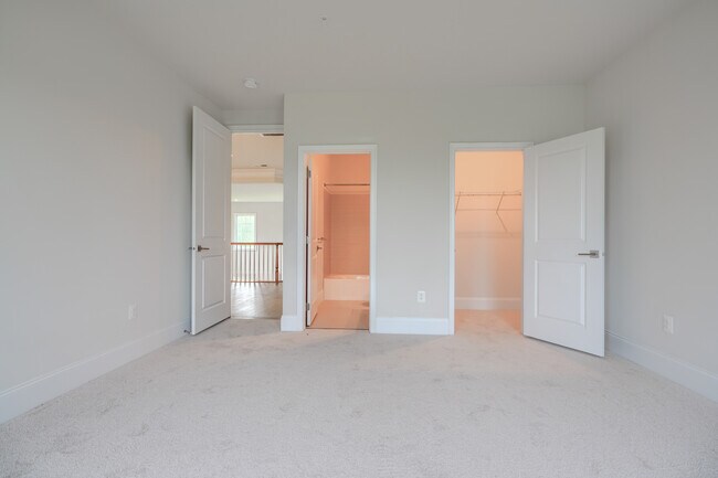Building Photo - 2847 Seabiscuit Dr