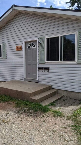 Front of duplex - 704 Ware St