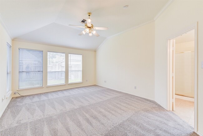 Building Photo - 16206 Waiting Spring Cir
