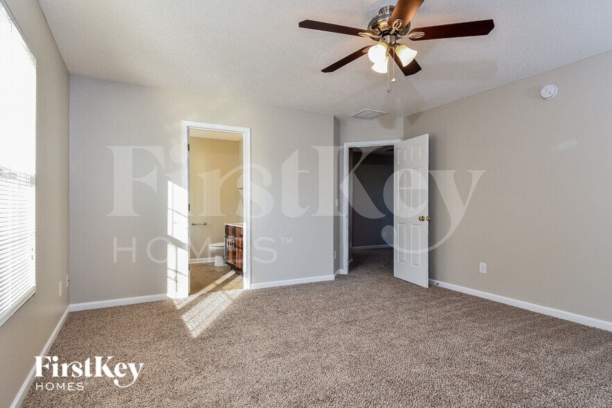 Building Photo - 3531 Long Run Dr