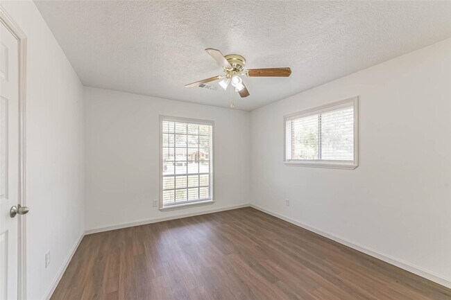 Building Photo - 12002 Palmcroft St