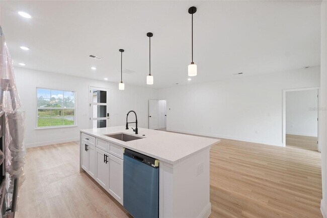 Building Photo - 15775 SW 46th Cir