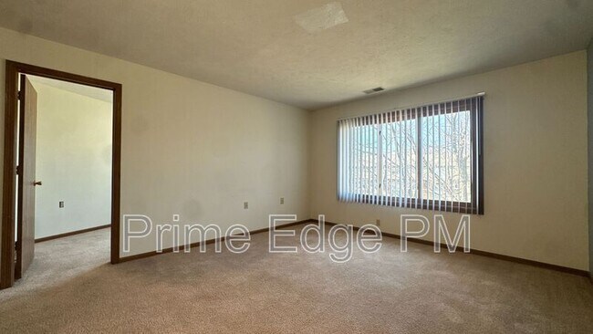 Building Photo - 1500 Knox St