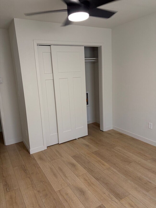 Building Photo - 3 BEDROOM, 2.5 BATHROOM SOUTH PARK TWIN HOME WITH ATTACHED 2 CAR GARAGE