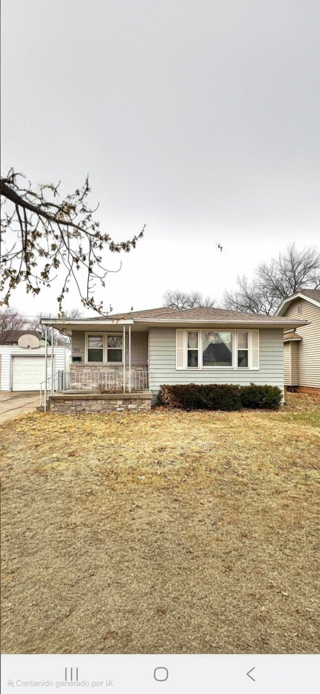 Primary Photo - 823 N K St
