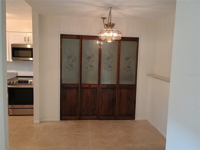 Building Photo - 175 Springwood Cir