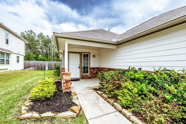 Building Photo - 207 Black Bear Dr