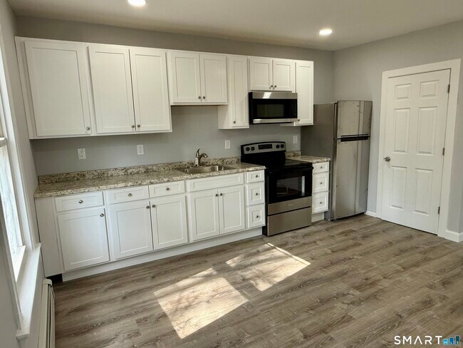 Building Photo - 78 McKinley Ave