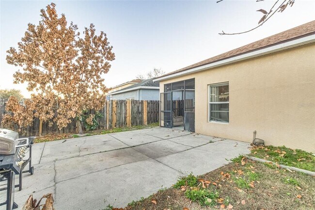 Building Photo - 763 Star Pointe Dr