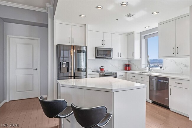 Building Photo - 8255 S Las Vegas Blvd