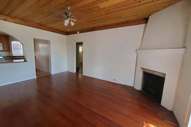 Building Photo - 301 Central Dr