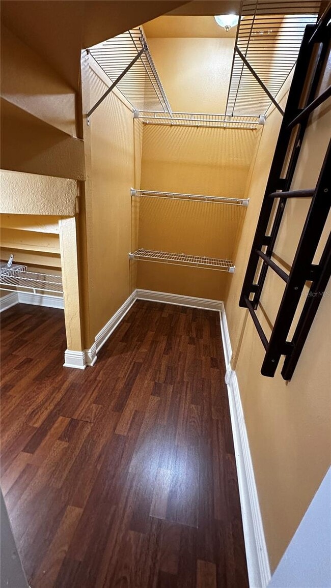 Building Photo - 2101 Good Homes Rd