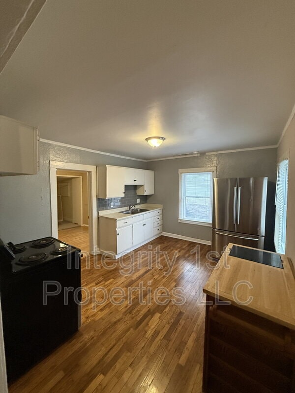 Building Photo - 2908 W 44th Ave