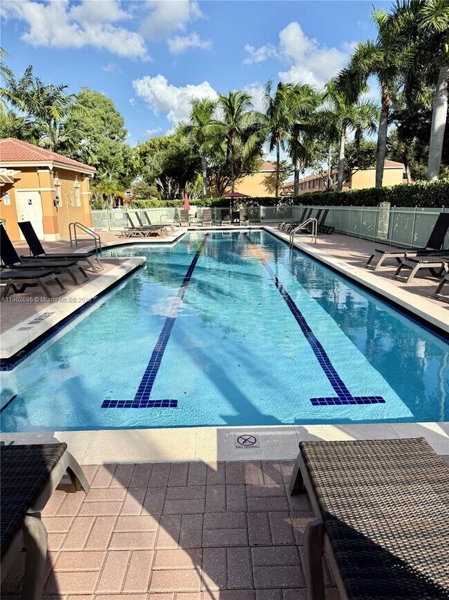 Building Photo - 8544 NW 140th Terrace