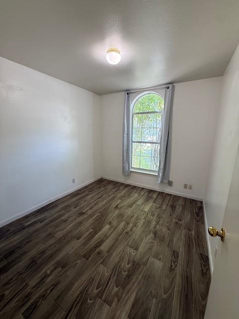 Building Photo - 1212 Nightshade Ln
