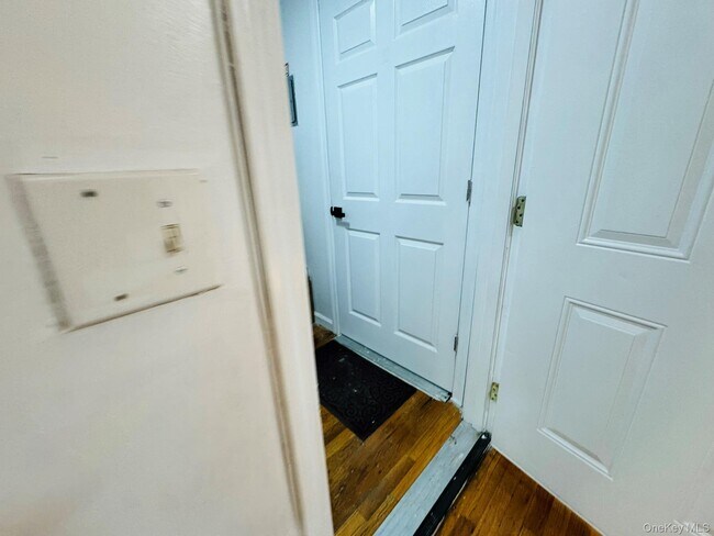 Building Photo - 53 W 192nd St