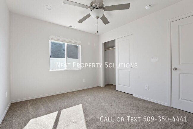 Building Photo - 422 N Washington St