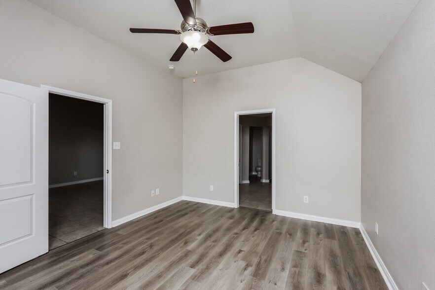 Building Photo - 1017 Princewood DR