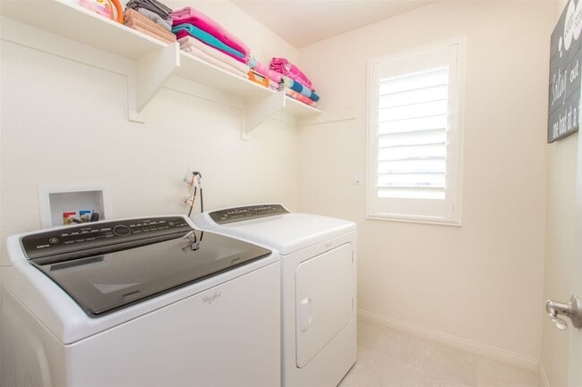 Building Photo - MUST SEE!!! Newer construction build w/ fixed SDGE Bill! Central A/C and Heat!