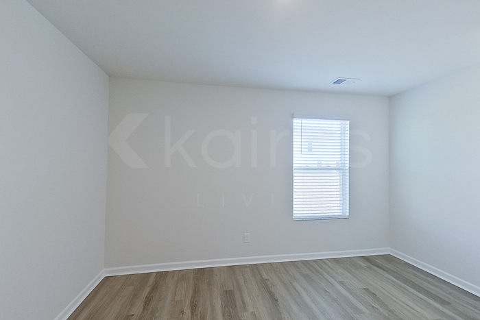 Building Photo - 113 Overstreet Way