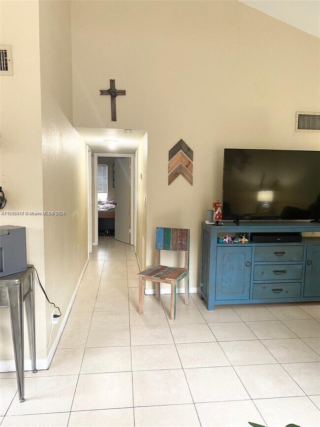 Building Photo - 7351 W Sunrise Blvd