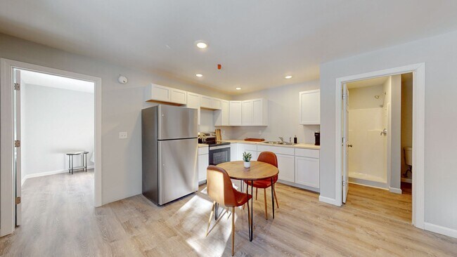 Building Photo - Nasson in the Pines