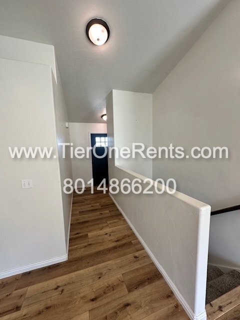 Building Photo - This property offers a NO DEPOSIT option available for qualified renters!