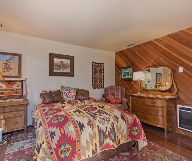 Building Photo - 91 St Moritz Rd