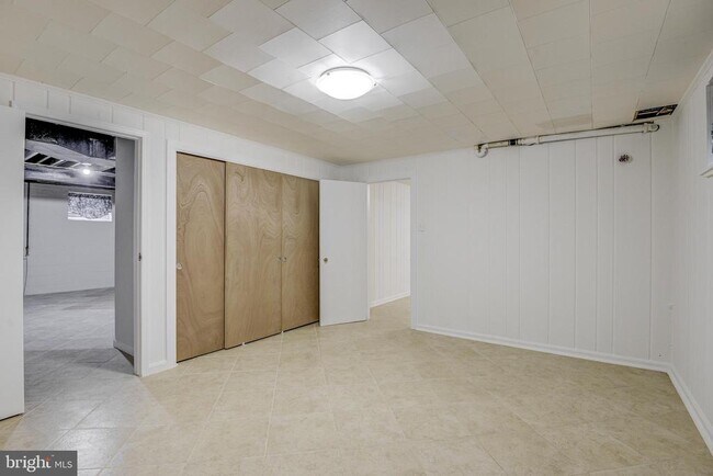 Building Photo - 5107 Bradley Blvd