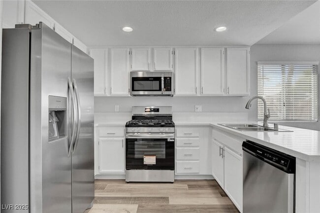 Building Photo - 4528 Rodman Dr