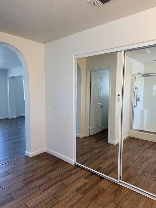 Building Photo - 12394 Freeport Dr