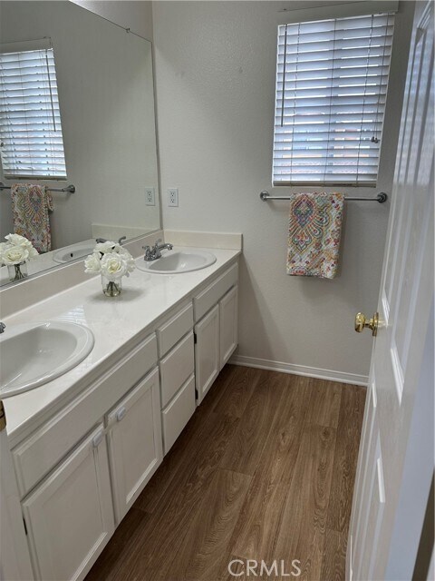 Building Photo - 408 Middlebury Ct