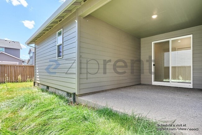 Building Photo - 31028 NW Turel Dr