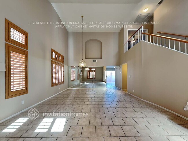 Building Photo - 2124 Desert Peak Rd