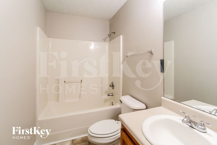 Building Photo - 232 Buckeye tr