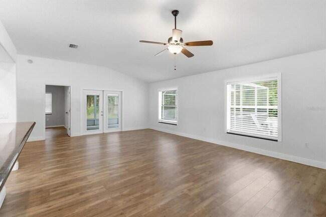 Building Photo - 4501 N Rushmore Loop