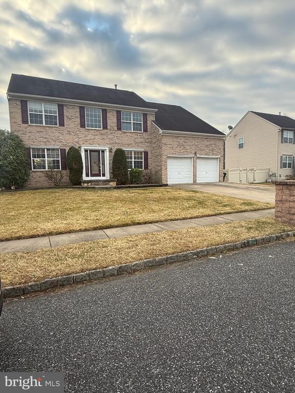 Building Photo - 5 English Ivy Dr