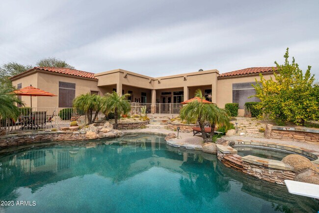 Building Photo - 7895 E Softwind Dr