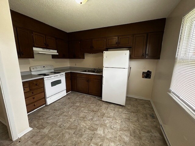 Building Photo - 3600 Cannan Forest Dr