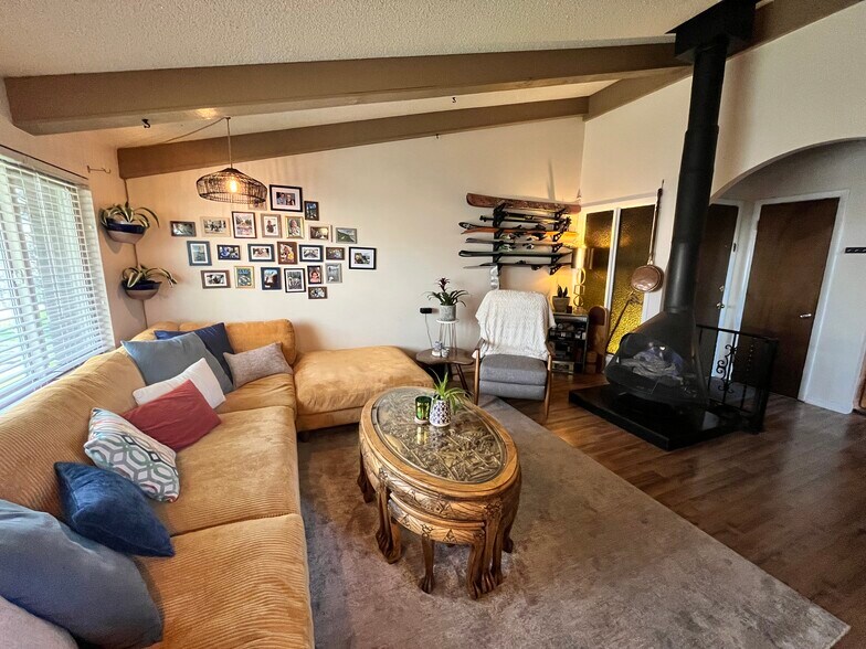 Building Photo - 1332 Millcreek Dr