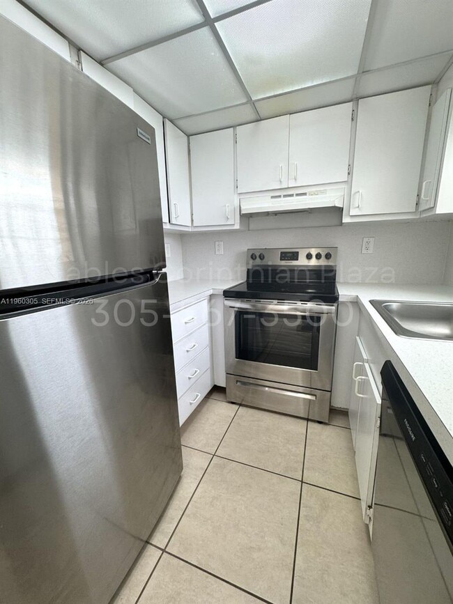 Building Photo - 22 Salamanca Ave