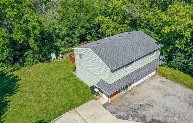Building Photo - 548 N Hainesville Rd