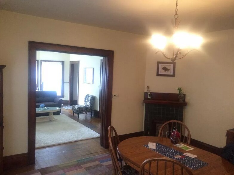Dinning room - 446 W 7th St