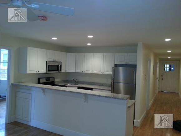 Building Photo - 3 bedroom in Brookline MA 02446